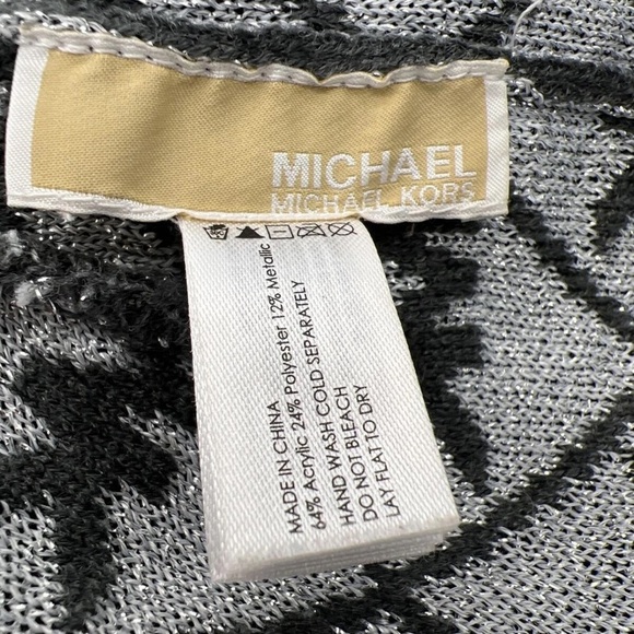Michael Kors Logo Monogram knit Beanie Skull Ski Cap One Size gray silver hat - Picture 3 of 3